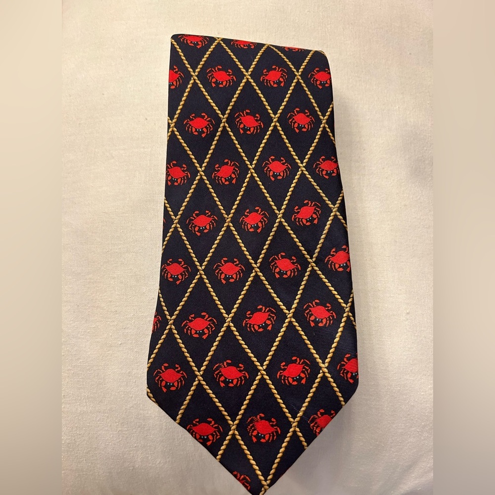 Alynn Neckware “Crabs” Tie — Made in the USA